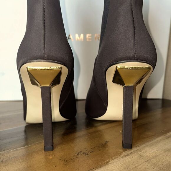 Good American Ankle Stiletto Booties - Picture 5 of 7